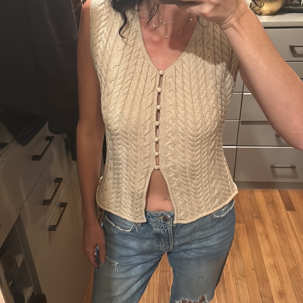 Zara Sweeter Top - Picture 2 of 3